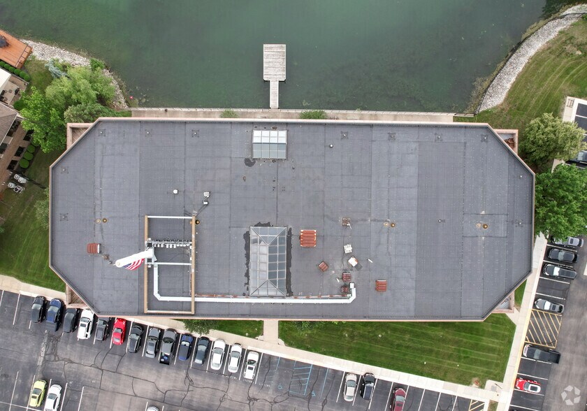 More Photos Of 3755 E 82nd St, Indianapolis Office Residential For Lease