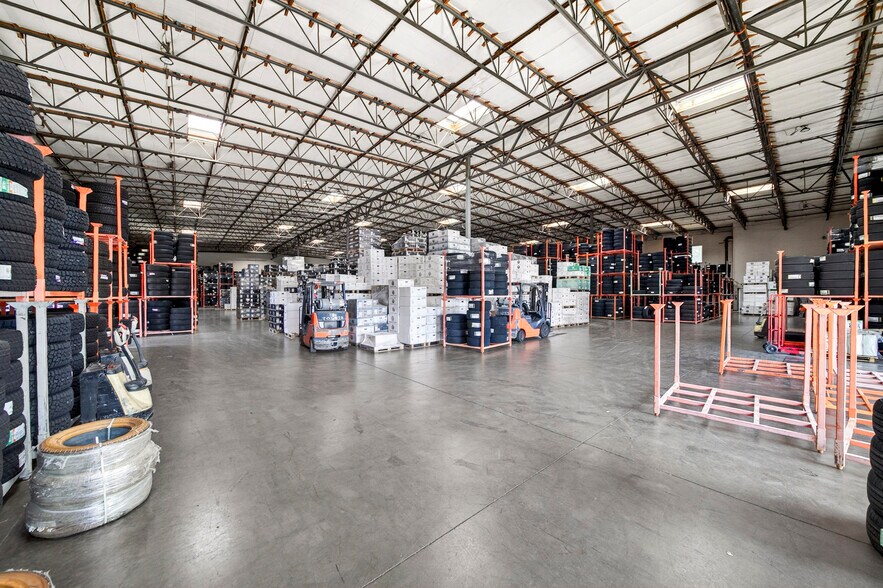 More Photos Of 13875 Live Oak Ave, Irwindale Warehouse For Sale