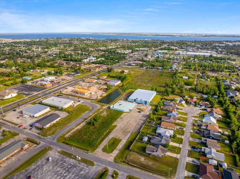 More Photos Of 5420 Hickory St, Panama City Office For Lease