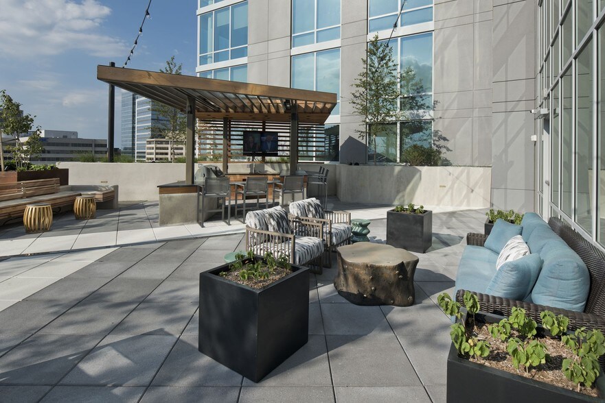 More Photos Of 1747 Tysons Central St, Tysons Apartments For Lease