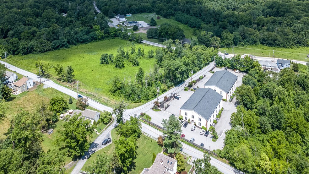 More Photos Of 11 Davis Rd, Phoenixville Apartments For Lease