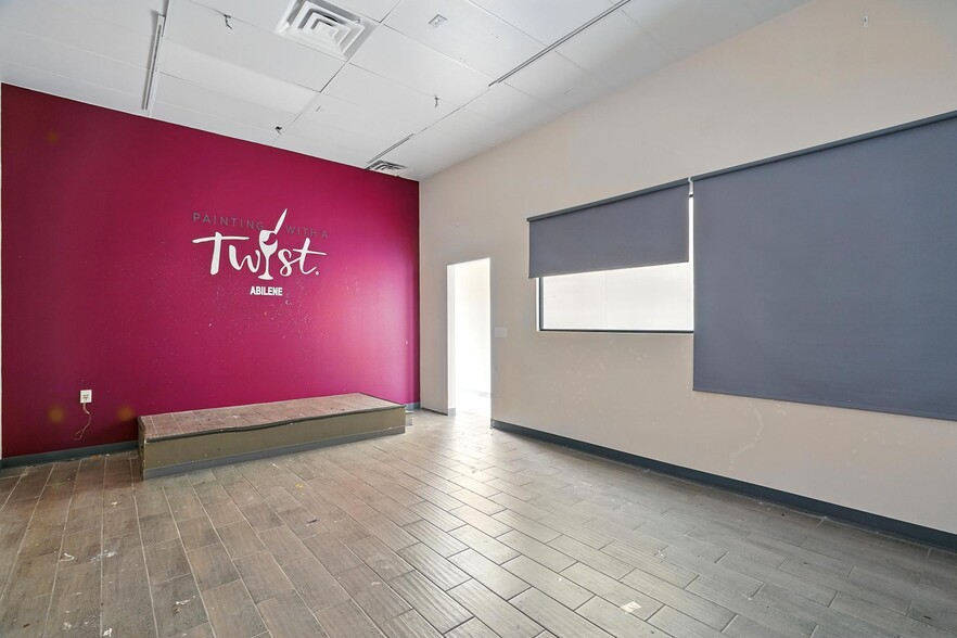 More Photos Of 4102 Buffalo Gap Rd, Abilene Unknown For Lease