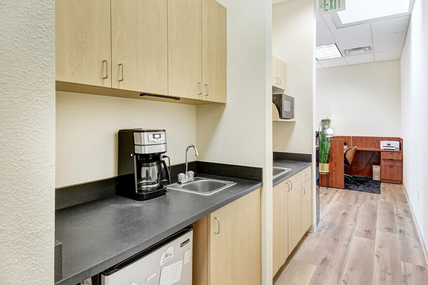 More Photos Of 88 Inverness Cir E, Englewood Office For Sale