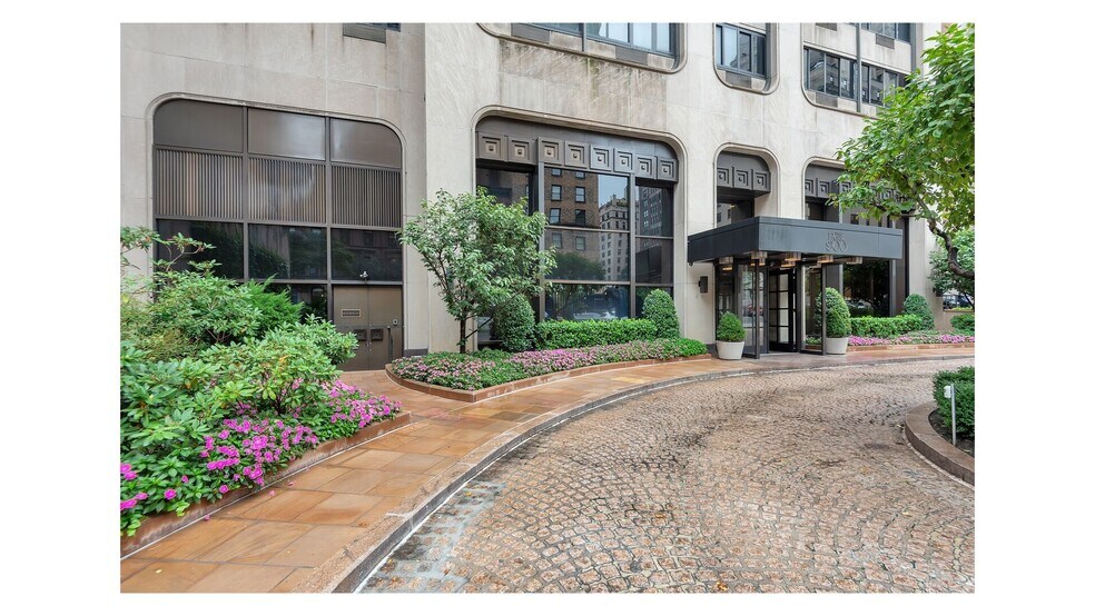 More Photos Of 900 Park Ave, New York Apartments For Sale