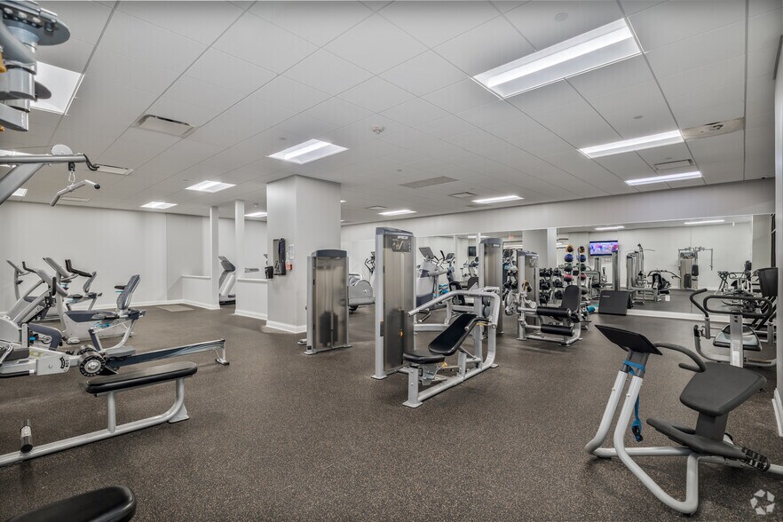 More Photos Of 526 Superior Ave E, Cleveland Apartments For Lease