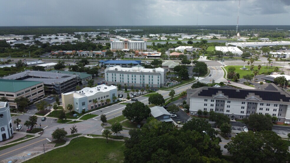 More Photos Of 600 Saint Petersburg Dr E, Oldsmar Auto Repair For Sale