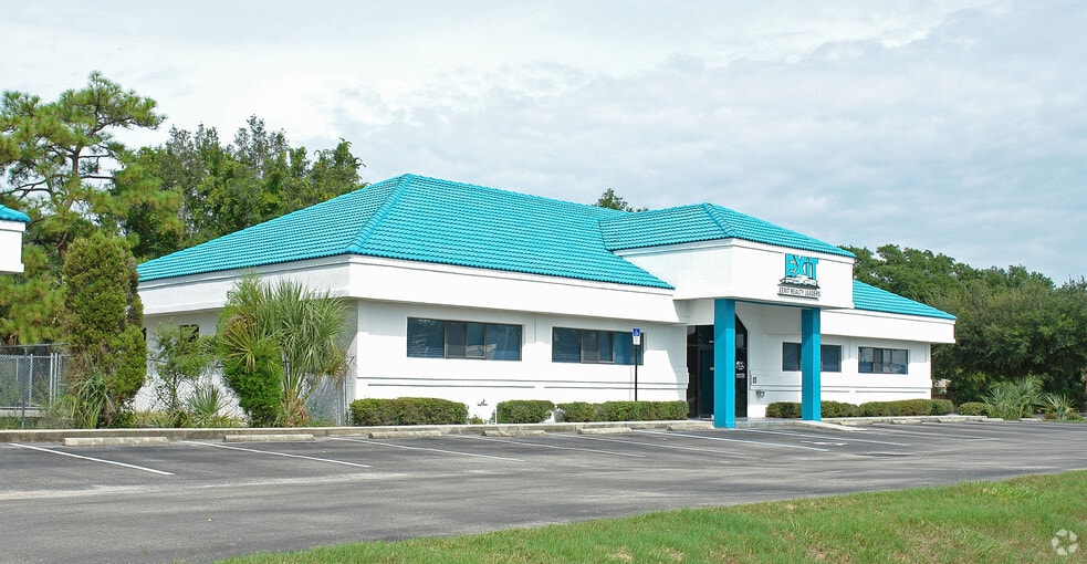 More Photos Of 730 N Suncoast Blvd, Crystal River Medical For Sale