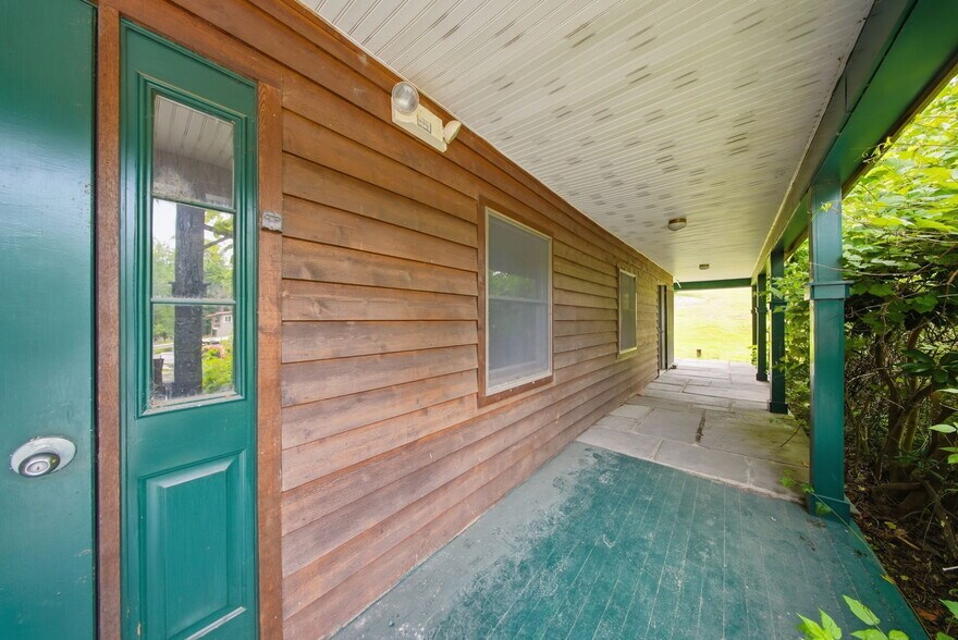 More Photos Of 696 PA-590, Lackawaxen Multifamily For Sale