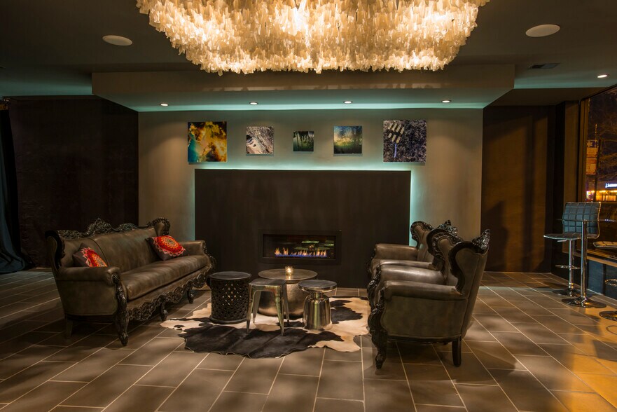 More Photos Of 3014 W Irving Park Rd, Chicago Storefront Retail Residential For Sale