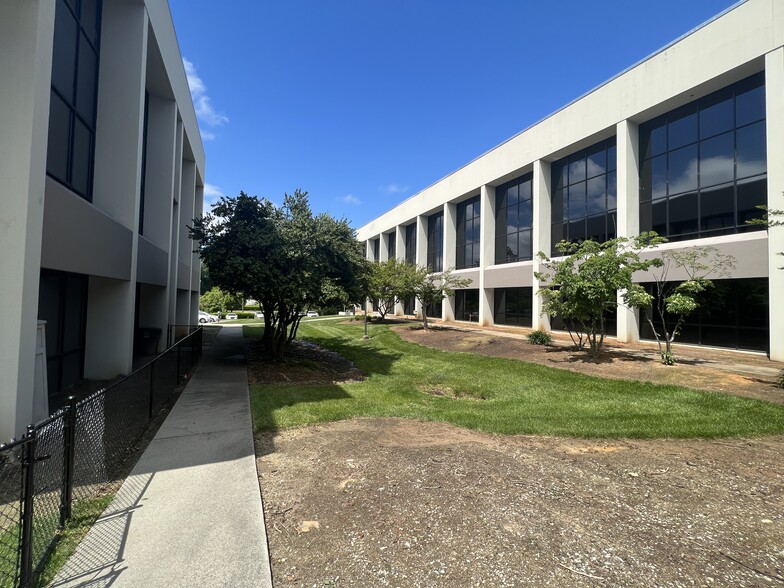 More Photos Of 1 Centerview Dr, Greensboro Unknown For Lease