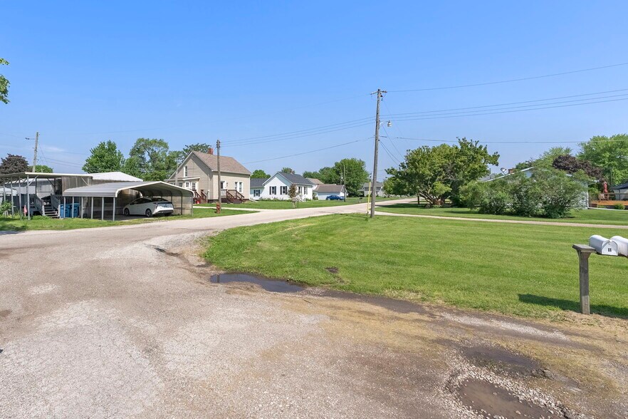 More Photos Of 109 S Pearl St, Atkinson Manufactured Housing Mobile Home Park For Sale