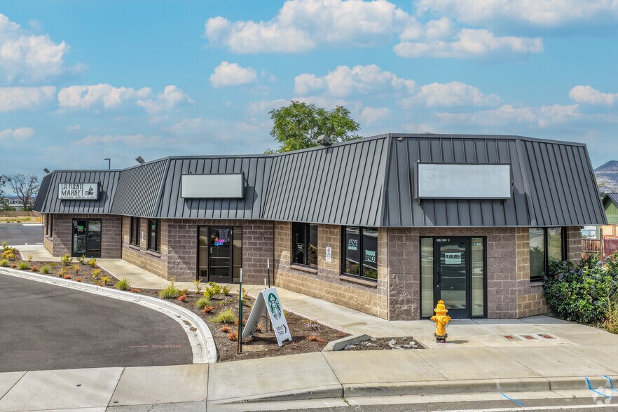 Primary Photo Of 127 N Phoenix Rd, Phoenix Flex For Lease