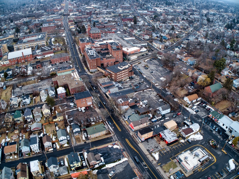 More Photos Of 350 Broadway, Kingston Storefront Retail Office For Sale