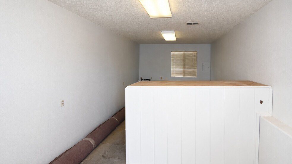 More Photos Of 35633 Highway 66, Daggett Warehouse For Sale