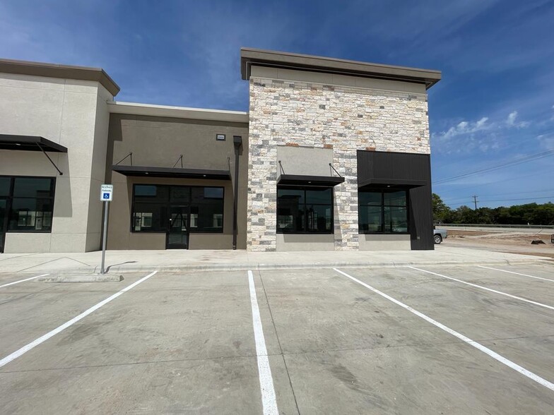 Primary Photo Of 15051 Ronald Reagan Blvd, Leander Storefront Retail Office For Sale