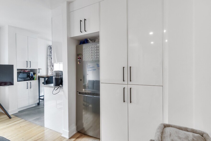 More Photos Of 601 Rue Taillon, Montréal Apartments For Sale