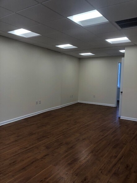 More Photos Of 15 Valley St, South Orange Office For Lease