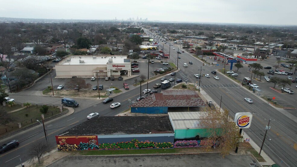 Primary Photo Of 3350 Fredericksburg Rd, San Antonio Auto Repair For Lease