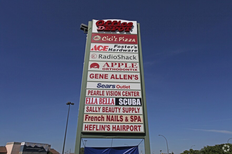 More Photos Of 4400 Little Rd, Arlington Unknown For Lease