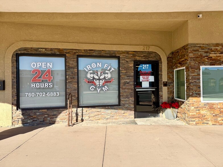 More Photos Of 213 W Hobsonway, Blythe Office Residential For Sale