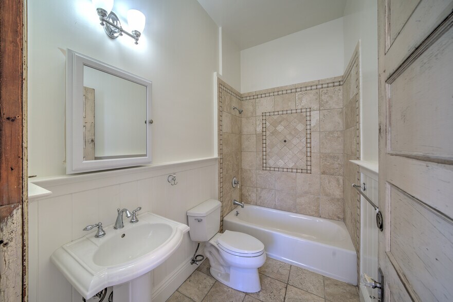 More Photos Of 337-341 Georgia St, Vallejo Apartments For Sale