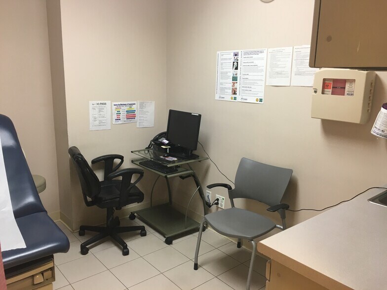 More Photos Of 1902 86th St, Brooklyn General Retail For Lease