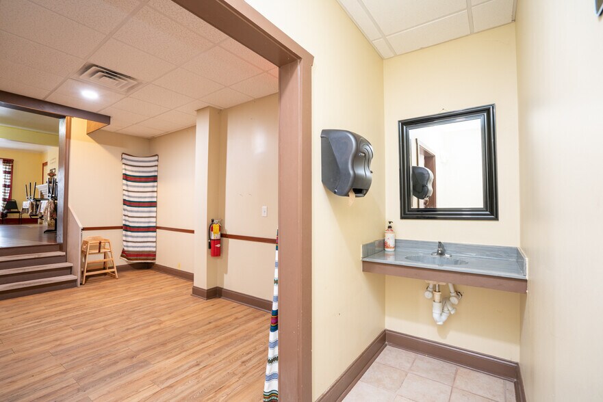 More Photos Of 4260 E Ponce De Leon Ave, Clarkston Freestanding For Lease