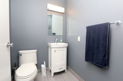 More Photos Of 2 Stowe Rd, Peekskill Office For Sale