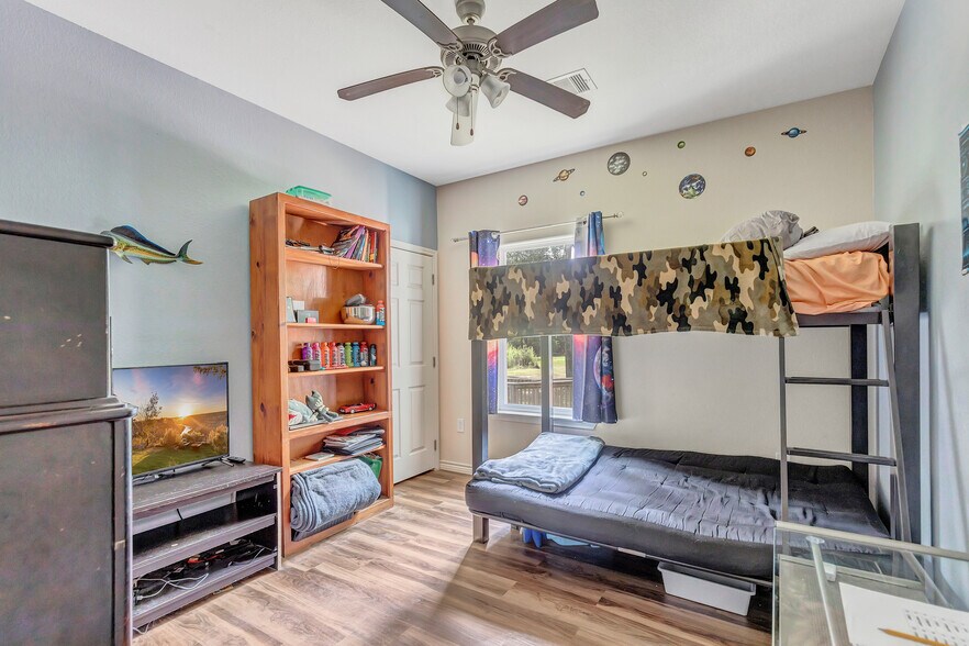 More Photos Of 24334 FM 2090 Rd, Splendora Office Residential For Sale