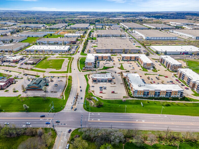 More Photos Of 2500-2510 N Randall Rd, Elgin General Retail For Sale