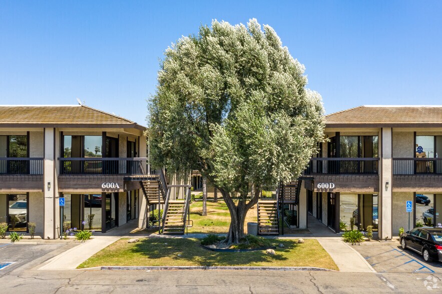 More Photos Of 600 N Mountain Ave, Upland Unknown For Lease