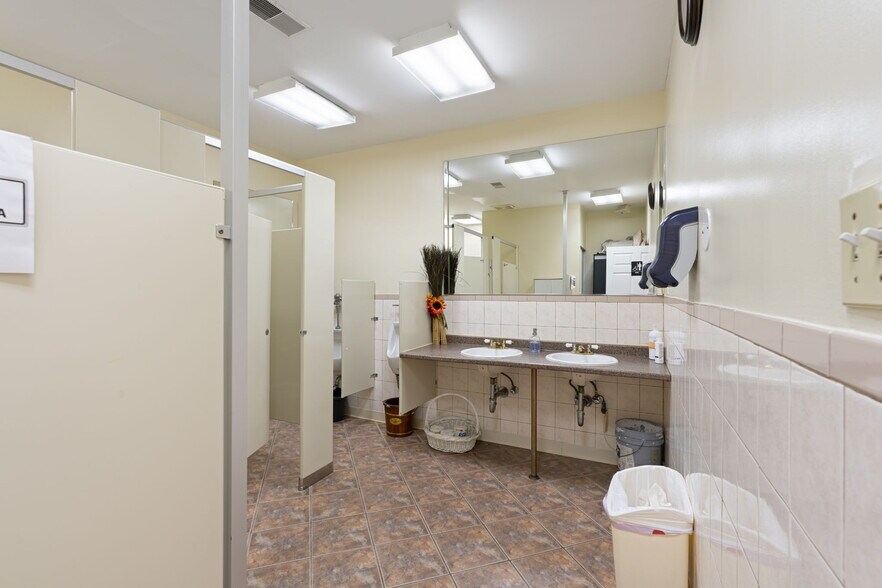 More Photos Of 1388 Richmond Ter, Staten Island Freestanding For Sale