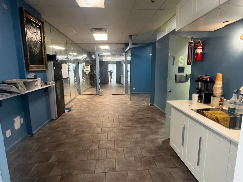 More Photos Of 5245 W Diversey Ave, Chicago Industrial For Sale