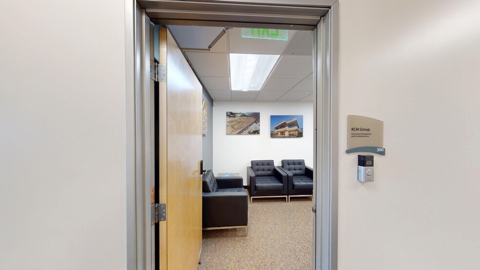 More Photos Of 1940 Garnet Ave, San Diego Medical For Sale