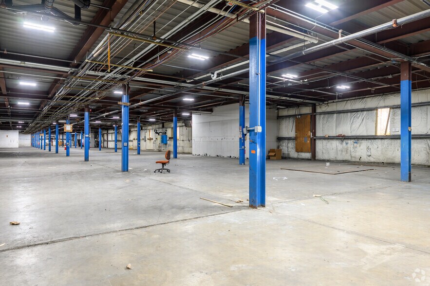 More Photos Of 334 County Route 49, Middletown Warehouse For Lease