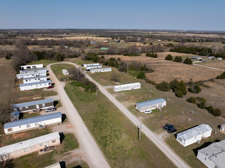 More Photos Of 16504 Gaddy Rd, Shawnee Manufactured Housing Mobile Home Park For Sale