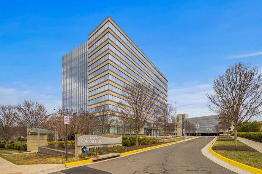 More Photos Of 7940 Jones Branch Dr, McLean Office For Lease