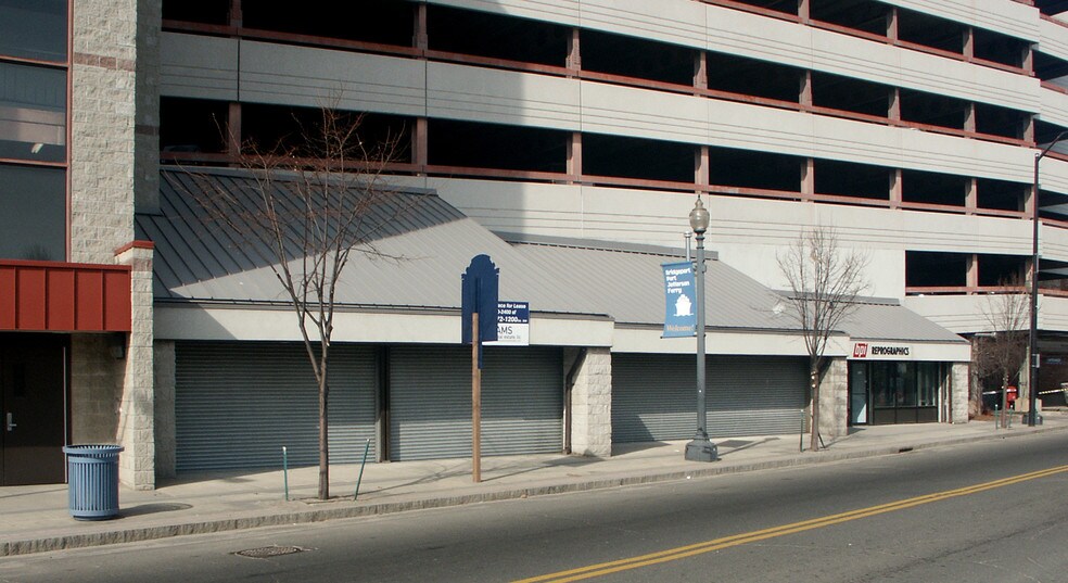 More Photos Of 310-314 Fairfield Ave, Bridgeport Parking Garage For Lease