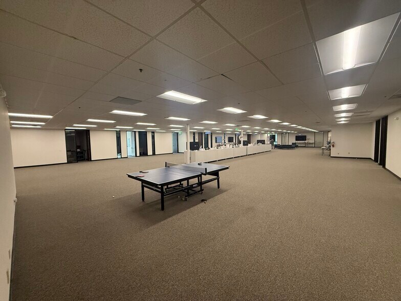 More Photos Of 46600-46610 Landing Pky, Fremont Research And Development For Lease