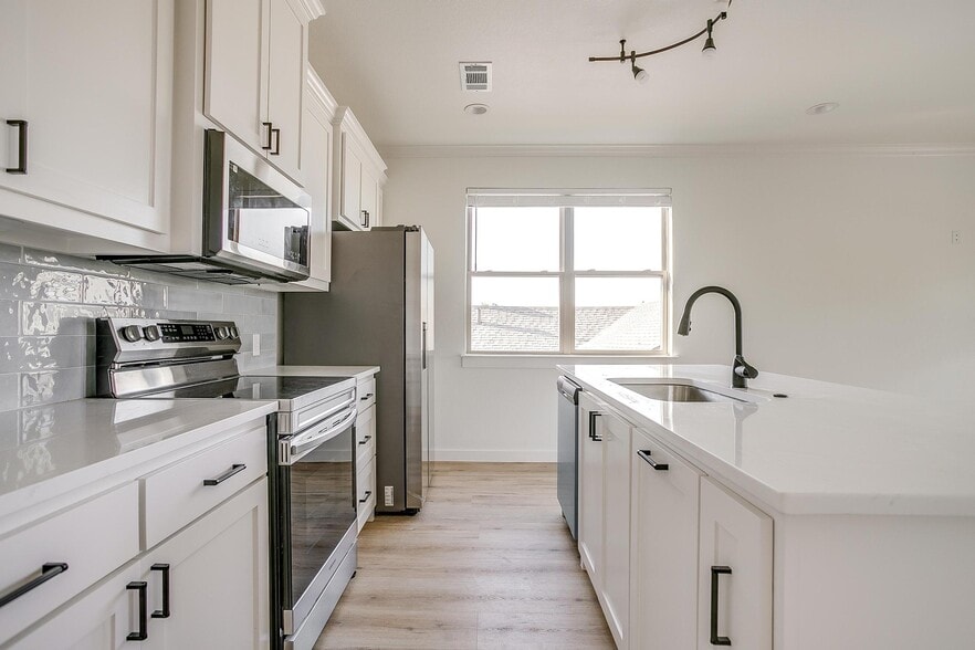 More Photos Of 3108 Frazier Ave, Fort Worth Multifamily For Sale