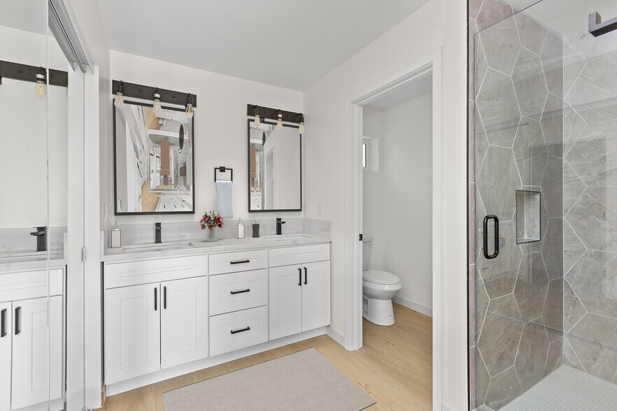 More Photos Of 740 Cotton St, San Diego Multifamily For Sale