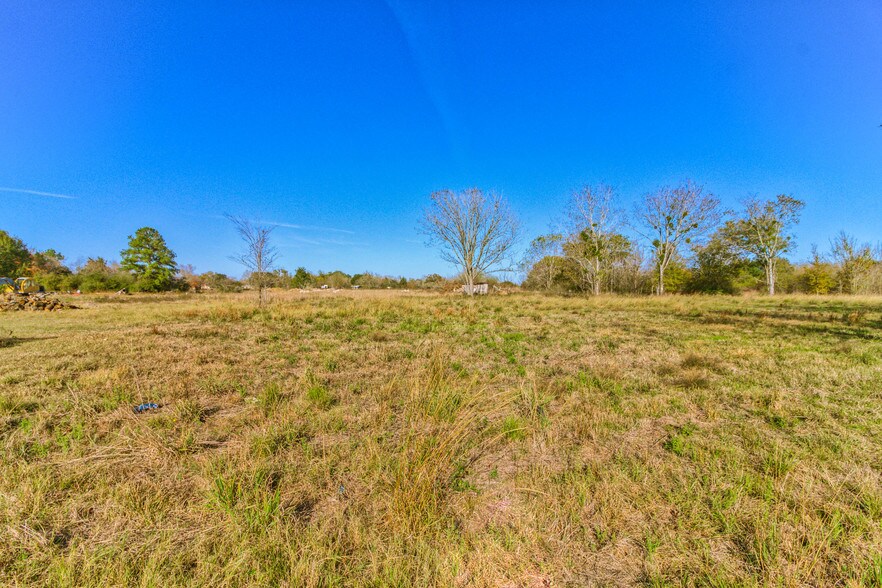 More Photos Of 946 Saint Marys St, Hempstead Land For Sale