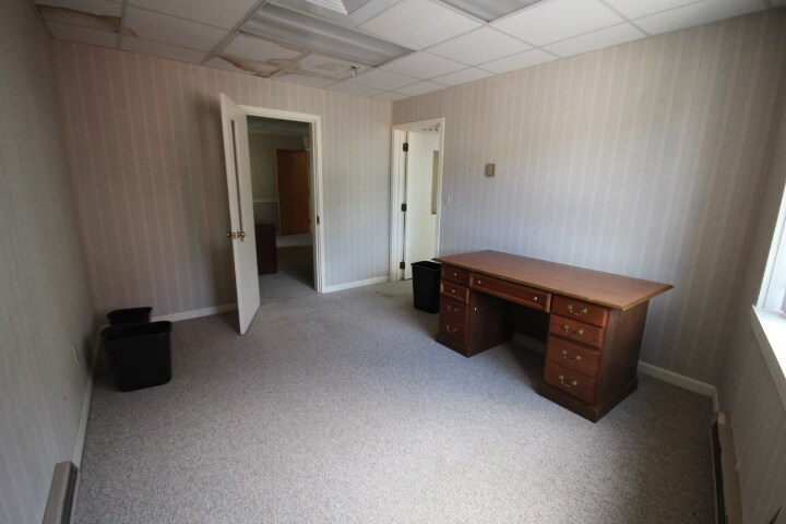 More Photos Of 7 Henry St, Worcester Flex For Lease