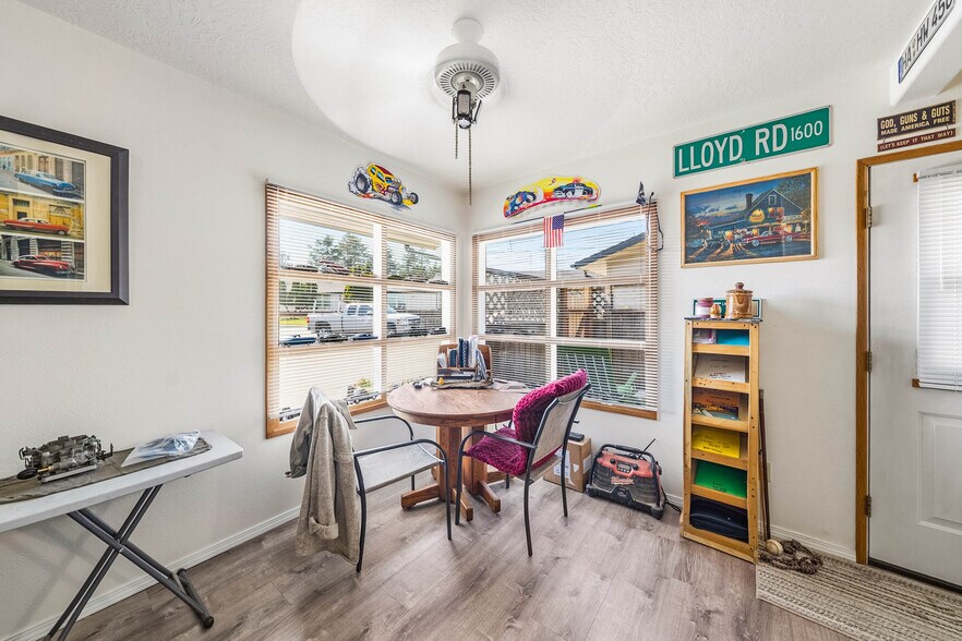 More Photos Of 542 Pacific Ave, Brookings Multifamily For Sale
