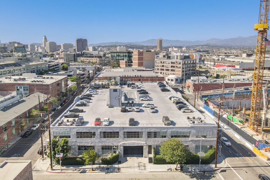 More Photos Of 500-530 Molino St, Los Angeles Office For Sale