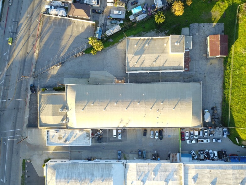 More Photos Of 500 Monterey Pass Rd, Monterey Park Warehouse For Lease