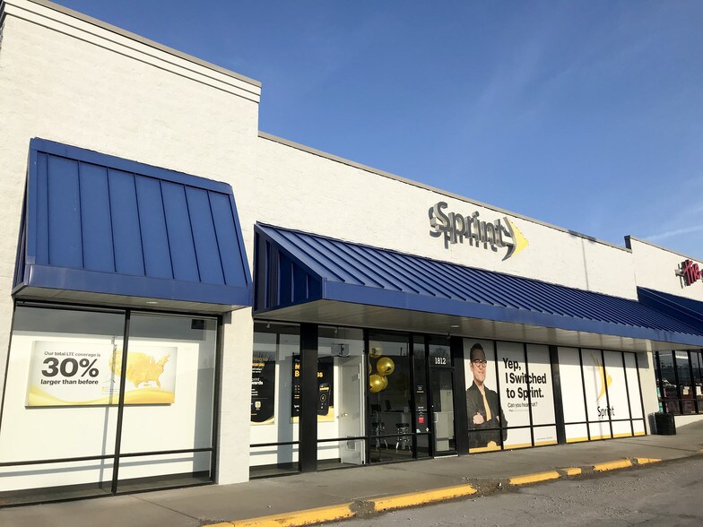 More Photos Of 1802-2012 N State Route 291, Harrisonville Storefront For Lease