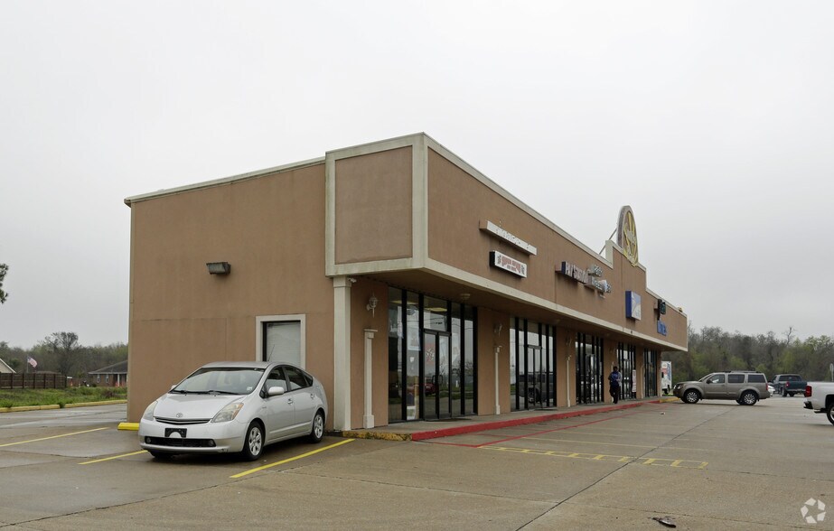 More Photos Of 4217 E Judge Perez Dr, Meraux Unknown For Lease
