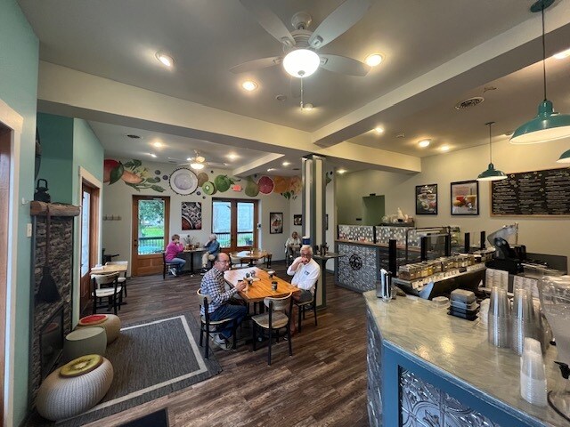 More Photos Of 33 Elm St, East Aurora Restaurant For Sale