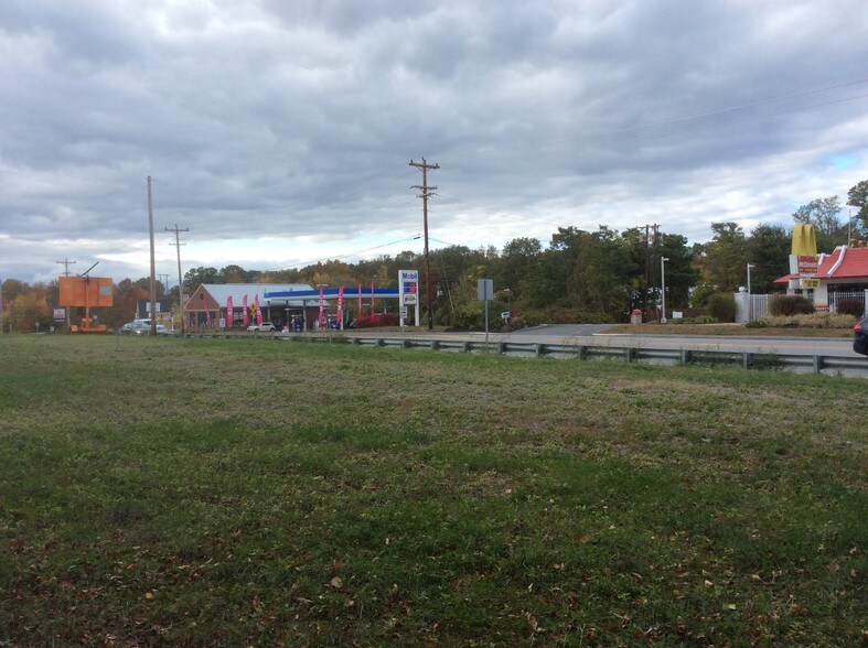 More Photos Of 83-85 Macy St, Amesbury Land For Sale